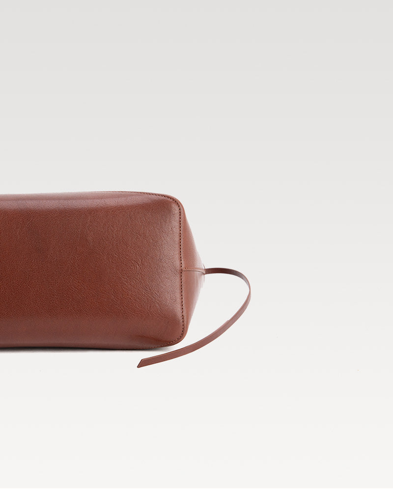 Vastote series top-grain vegetable-tanned leather tote bag