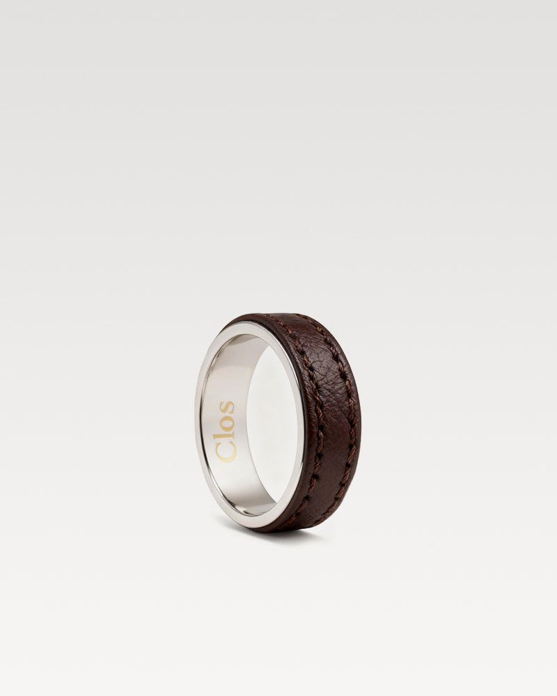 Clos Minimalist Ring