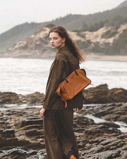 Pamperly Medium Mist-Waxed Vegetable-Tanned  Top-Grain Leather Boston Bag