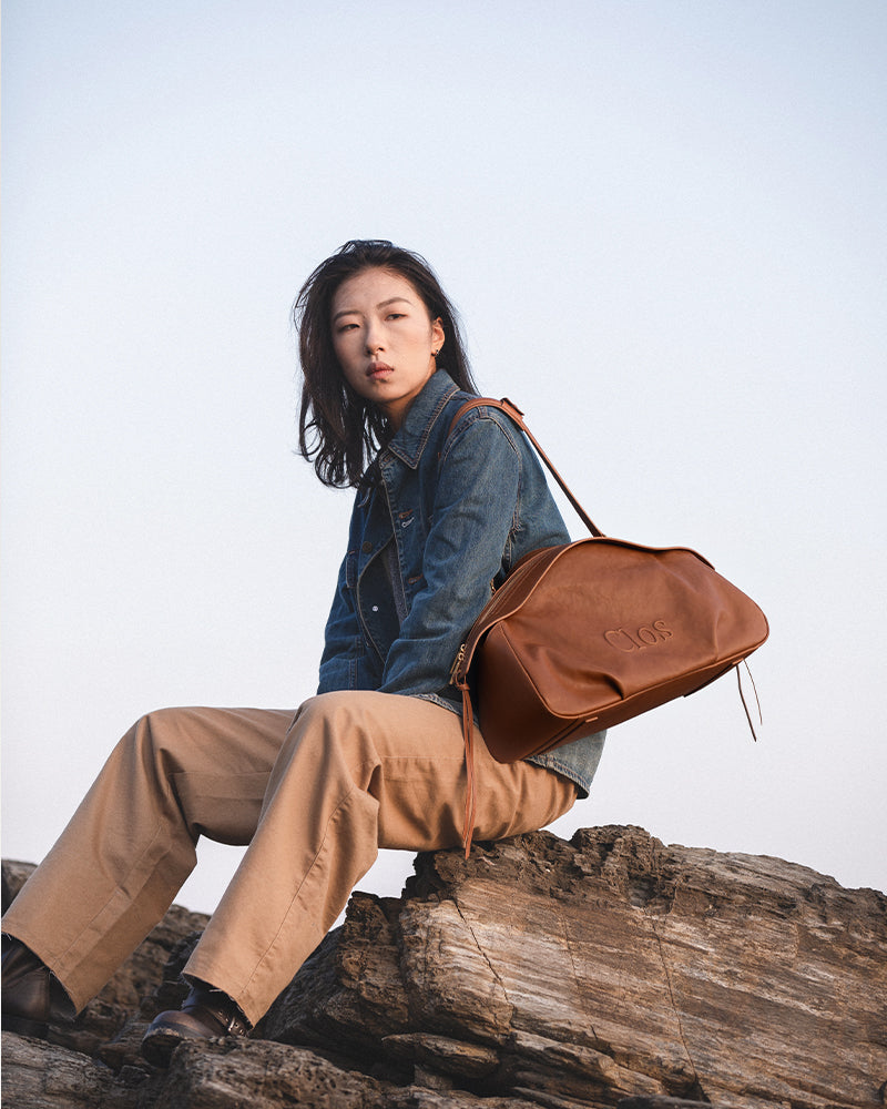 FloatBag Grand Vegetable-Tanned Full-Grain Leather Dinghy Bag