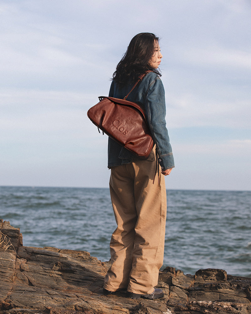 FloatBag Grand Vegetable-Tanned Full-Grain Leather Dinghy Bag