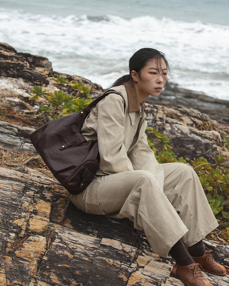 Coda Series Large Vegetable-Tanned Sheepskin Hobo Bag