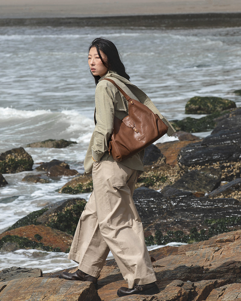 Coda Series Large Vegetable-Tanned Sheepskin Hobo Bag